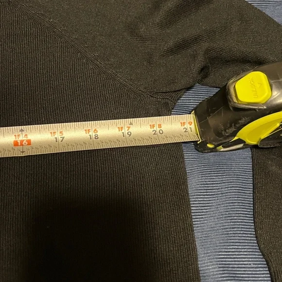 Mossimo Supply Co. Crewneck Sweater - Picture 10 of 11